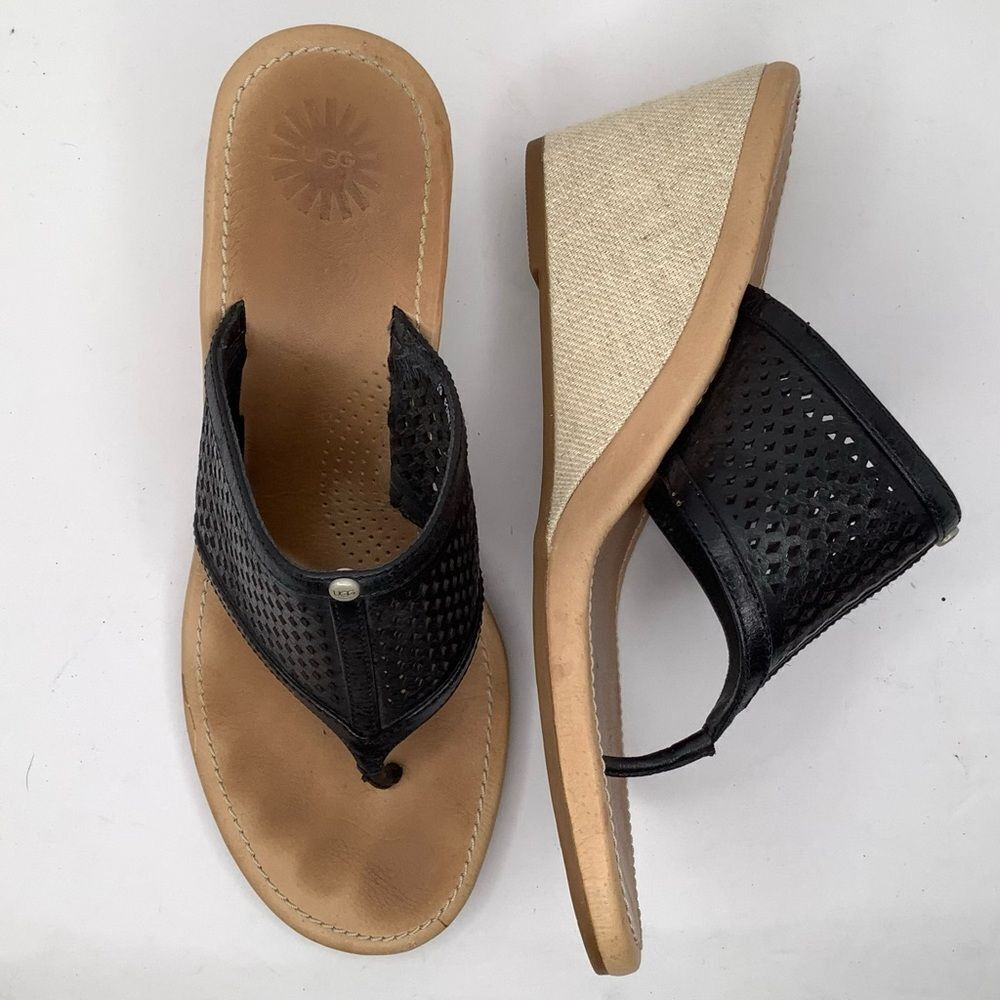 UGG AUSTRALIA SOLENA BLACK LEATHER CUT OUT WEDGE WOMEN'S THONG SANDALS SZ 9W - Picture 2 of 10